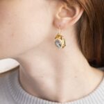 Orecchini Pendenti in Oro Giallo con Perle e Topazio Azzurro - Stile Antico - 770