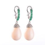 Orecchini Pendenti in Oro Bianco Corallo Smeraldi e Diamanti - OR809C/2