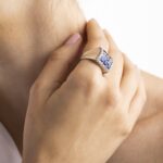 Anello a Fascia in Oro Bianco con Diamanti e Zaffiri - 812014