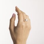 Anello Sigillo in Oro Bianco con Diamanti - AN505AV15D