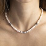 Collana Girocollo in Perle e Oro Bianco con Diamanti - CL454