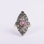 Anello Stile Antico in Oro Giallo con Rosetta di Diamanti e Rubini - 01M025