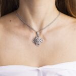 Collana con Ciondolo in Oro Bianco con Diamanti - P146-B5