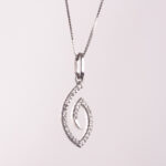 Collana con Pendente in Oro Bianco con Diamanti - CE342-1