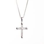 Collana con Croce in Oro Bianco con Diamanti - E/CLL