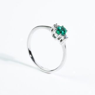 Anello Clesi in Oro Bianco con Diamanti e Smeraldo - 8294