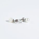 Orecchini a Lobo in Oro Bianco con Perle - R501/1B