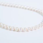 Collana Girocollo in Perle e Susta in Oro Bianco - PN151B/2 AU
