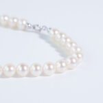 Collana Girocollo in Perle e Susta in Oro Bianco - PN151B/3 AU