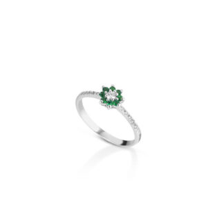 Anello Marika in Oro Bianco con Diamanti e Smeraldi - AN06113SRO/2